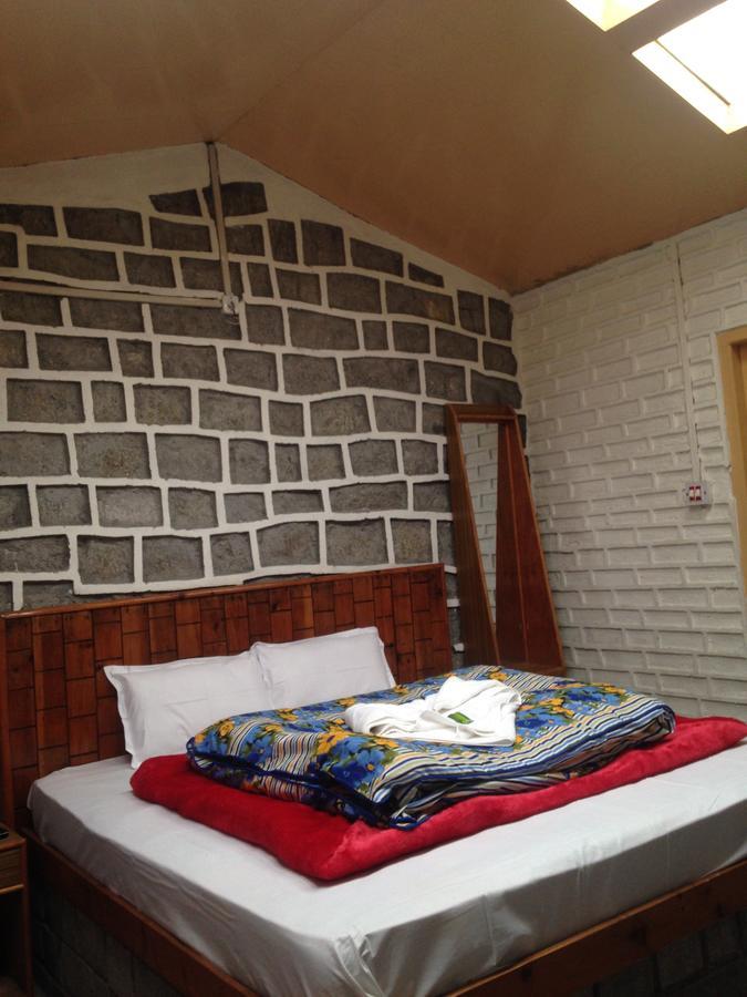 Seraj International Manāli Exterior foto